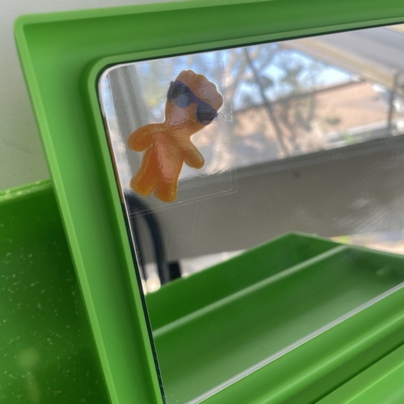 Taste Beauty Sour Patch Kids On The Go Cosmetics Case CABOODLES Palette Make-Up - Picture 13 of 14